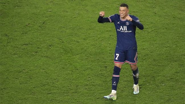 萧初然认真道：这个香格里拉，可不是咱们本地的企业，是全世界连锁的顶级酒店，他们的空中花园是自身的一大特色，只为高端客人服务，如果开放包场，今天这个大人物包一场、明天那个大人物包一场，其他的高端客人就没法正常使用了，所以他们就干脆不对外开放包场。